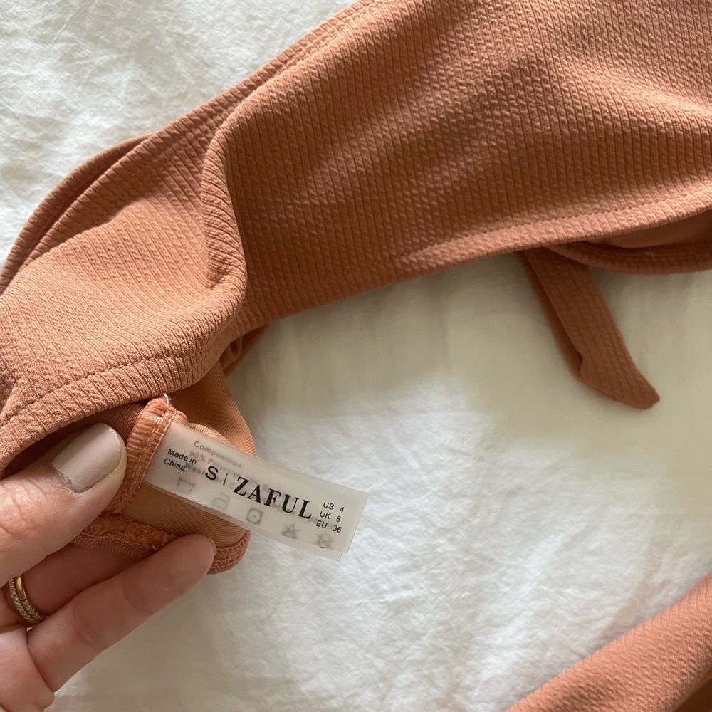 Zaful Bandeau Ribbed Bikini - Picture 5 of 6